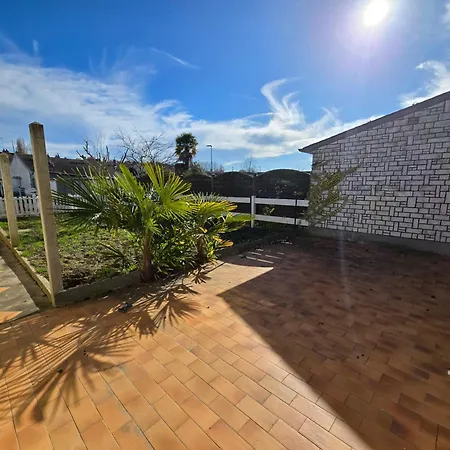 Ferienhaus Maison Entierement Renovee *